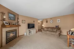 695 Dean Dr, South Elgin, IL 60177 - Photo 11