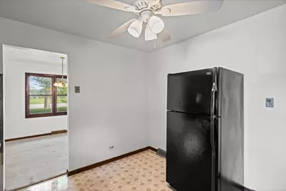 22W313 1 St Street, Glen Ellyn, IL 60137 - Photo 11