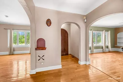 980 S State Street, Elgin, IL 60123 - Photo 3