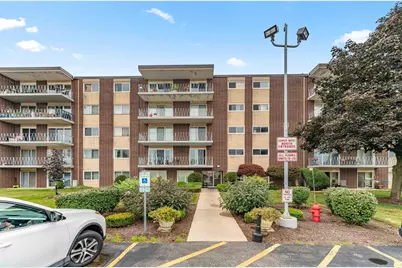 2900 Maple Avenue #18A, Downers Grove, IL 60515 - Photo 1