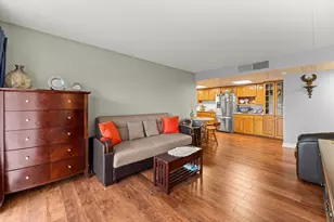 2900 Maple Ave, Downers Grove, IL 60515 - Photo 11