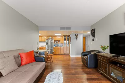 2900 Maple Avenue #18A, Downers Grove, IL 60515 - Photo 13