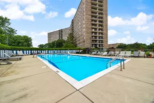 [Address not provided], Chicago, IL 60645 - Photo 19