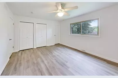 10S324 Hampshire Lane, Willowbrook, IL 60527 - Photo 19