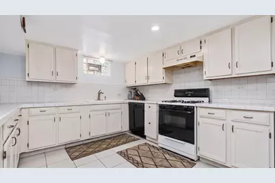 8315 Parkside Avenue, Morton Grove, IL 60053 - Photo 21