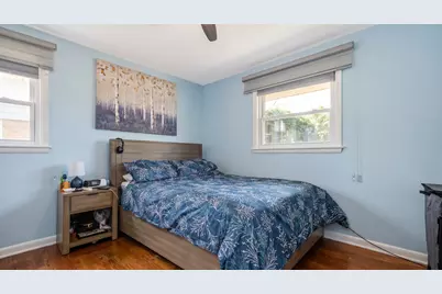 8315 Parkside Avenue, Morton Grove, IL 60053 - Photo 15