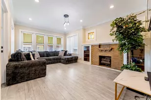 6207 S California Ave, Chicago, IL 60629 - Photo 7