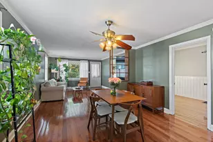 651 W New York St, Aurora, IL 60506 - Photo 7