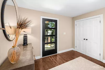 641 Lake Road, Glen Ellyn, IL 60137 - Photo 5