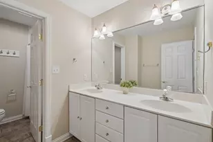 141 W Tam O Shanter Dr, Crete, IL 60417 - Photo 15