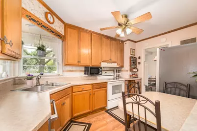1808 Linden Street, Des Plaines, IL 60018 - Photo 9