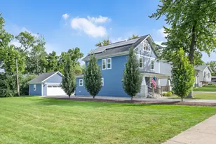 109 Grove Ave, Glen Ellyn, IL 60137 - Photo 3