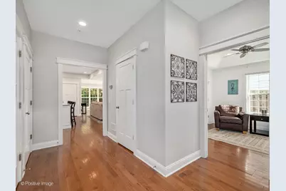 109 Grove Avenue, Glen Ellyn, IL 60137 - Photo 7