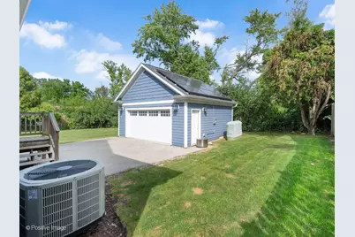 109 Grove Avenue, Glen Ellyn, IL 60137 - Photo 29