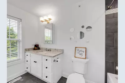109 Grove Avenue, Glen Ellyn, IL 60137 - Photo 23