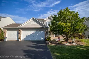 2872 Dartmouth Ln, West Dundee, IL 60118 - Photo 3