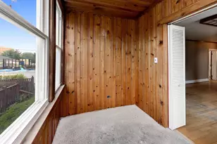 5753 W Giddings St, Chicago, IL 60630 - Photo 9