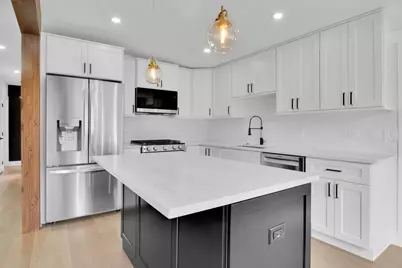 7906 W 98th Street, Hickory Hills, IL 60457 - Photo 13