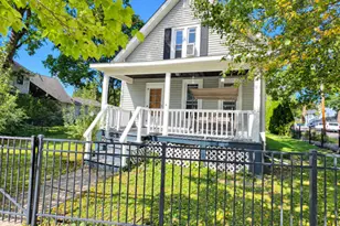 952 Larkin Ave, Elgin, IL 60123 - Photo 1