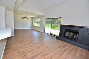 516 N Thornwood Dr, McHenry, IL 60050 - Photo 17