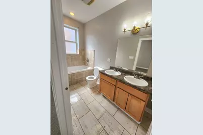 2320 E 70th Place #3, Chicago, IL 60649 - Photo 5