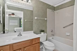611 Dunhill Ln, Carol Stream, IL 60188 - Photo 19