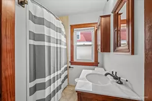 1310 Park St, McHenry, IL 60050 - Photo 13