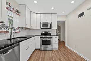 5647 S Keeler Ave, Chicago, IL 60629 - Photo 13