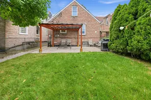 5647 S Keeler Ave, Chicago, IL 60629 - Photo 29