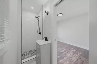 8252 S Marshfield Ave, Chicago, IL 60620 - Photo 11