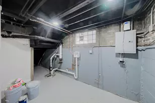 8252 S Marshfield Ave, Chicago, IL 60620 - Photo 17