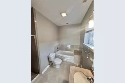 7544 W Belmont Avenue #2W, Chicago, IL 60634 - Photo 5