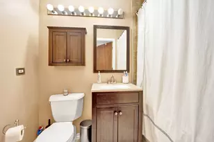 226 N Clinton St, Chicago, IL 60661 - Photo 7