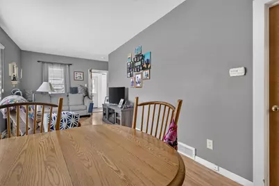 40 S Marguerite Street, Coal City, IL 60416 - Photo 9