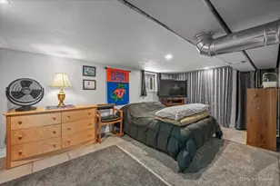 5942 W Thorndale Ave, Chicago, IL 60646 - Photo 29