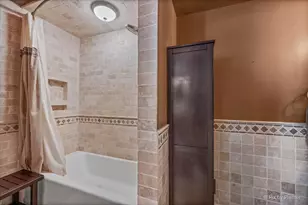 5942 W Thorndale Ave, Chicago, IL 60646 - Photo 25