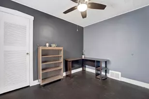 5942 W Thorndale Ave, Chicago, IL 60646 - Photo 13