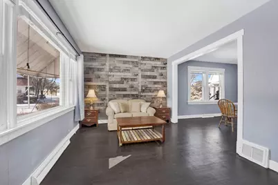 5942 W Thorndale Avenue, Chicago, IL 60646 - Photo 3