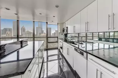 10 E Ontario Street #5001-02, Chicago, IL 60611 - Photo 9