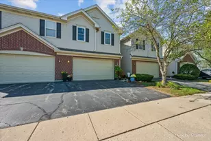 2304 Sandy Creek Dr, Algonquin, IL 60102 - Photo 3