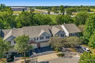 2304 Sandy Creek Dr, Algonquin, IL 60102 - Photo 37