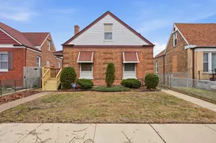 10941 S Ave C, Chicago, IL 60617 - Photo 3