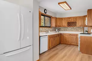 3510 Rosemear Ave, Brookfield, IL 60513 - Photo 13