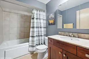 1670 N Claremont Ave, Chicago, IL 60647 - Photo 15