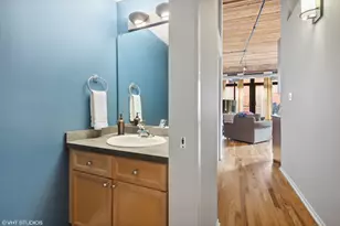 1670 N Claremont Ave, Chicago, IL 60647 - Photo 17