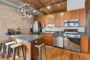1670 N Claremont Ave, Chicago, IL 60647 - Photo 9