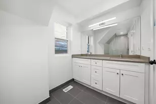 7356 S Kenwood Ave, Chicago, IL 60619 - Photo 17