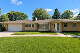 1415 Burr Oak Dr, Glenview, IL 60025 - Photo 1