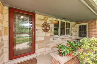 27W118 Cove Lane, Warrenville, IL 60555 - Photo 3