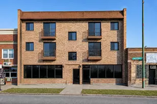 7109 N Western Ave, Chicago, IL 60645 - Photo 1